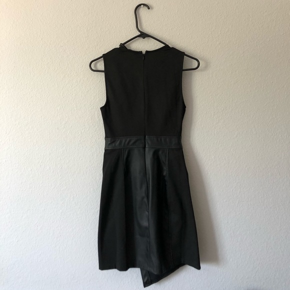 BCBG DRESS - Picture 2 of 2